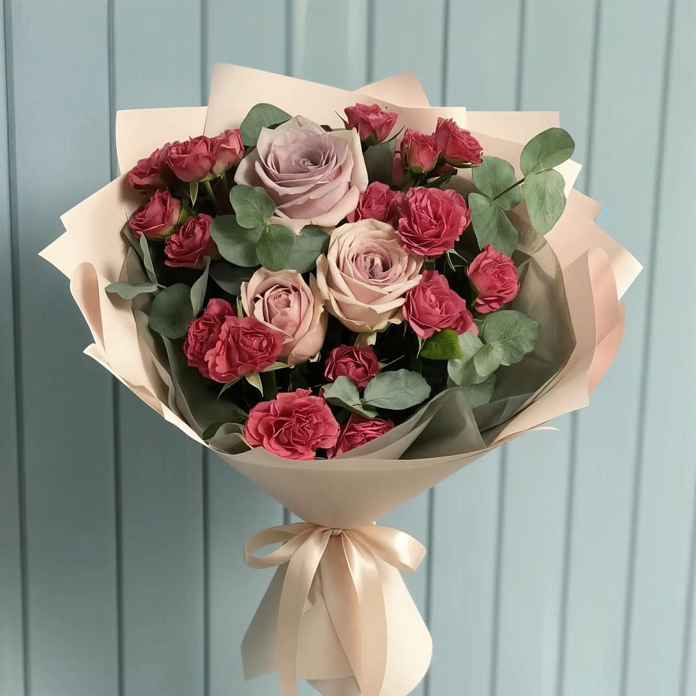 Букет цветов из: Гвоздики и Розы в Северо-Восточные Сады