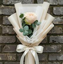 Букет цветов из:  Розы в Северо-Восточные Сады
