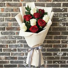 Букет цветов из:  Розы в Северо-Восточные Сады