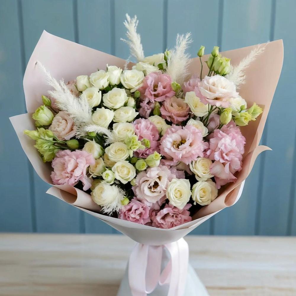 Букет цветов из: Альстромерии и Розы в Северо-Восточные Сады