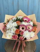 Букет цветов из:  Розы, Герберы и Хризантемы #REPLACE_PRED# Северо-Восточные Сады