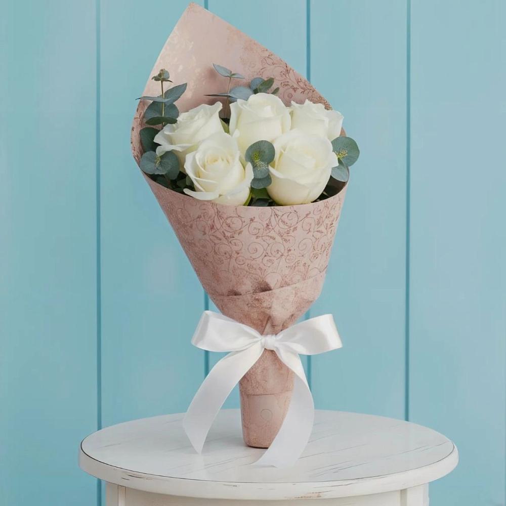 Букет цветов из: Розы в Северо-Восточные Сады