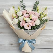 Букет цветов из:  Лизиантусы в Северо-Восточные Сады