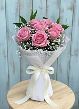 Букет цветов из:  Розы в Северо-Восточные Сады