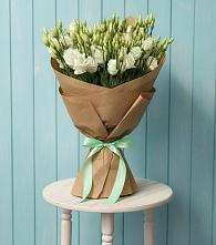 Букет цветов из:  Лизиантусы в Северо-Восточные Сады