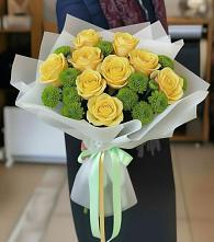 Букет цветов из:  Хризантемы и Розы в Северо-Восточные Сады