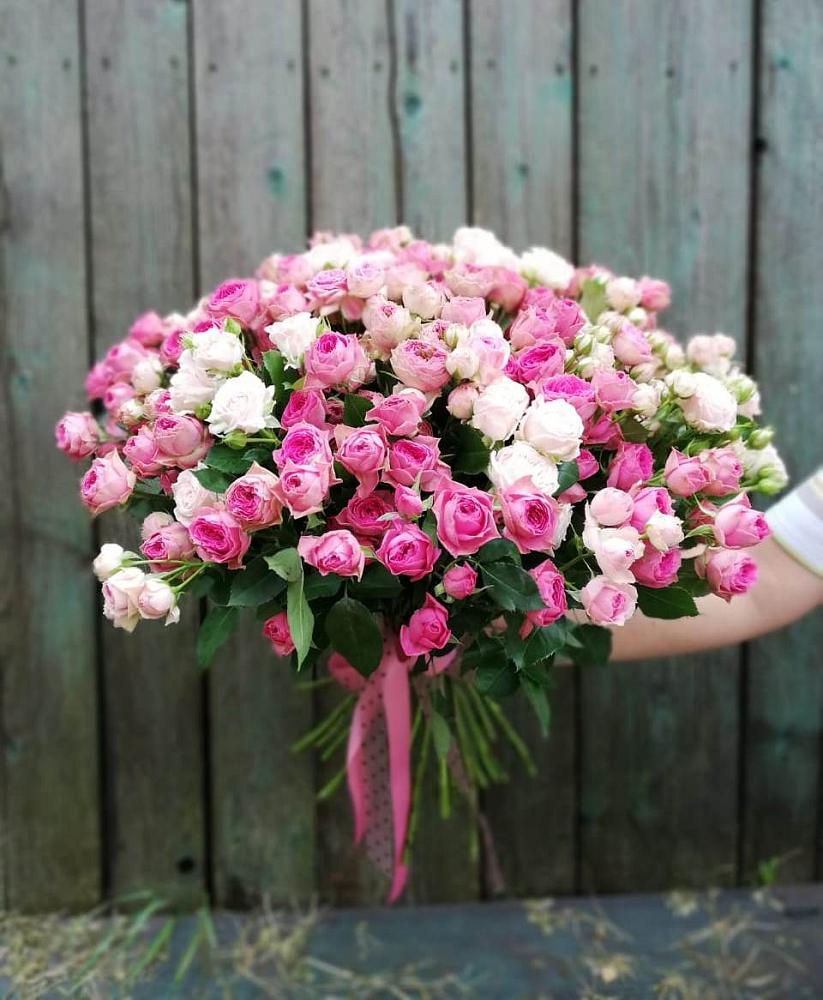 Букет Розовые кустовые розы Натали и Лав Лидия в Северо-Восточные Сады