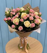 Букет цветов из:  Розы в Северо-Восточные Сады