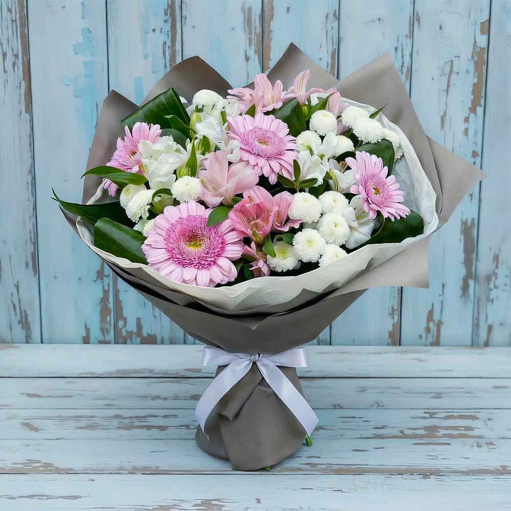 Букет цветов из: Герберы, Альстромерии и Хризантемы в Северо-Восточные Сады