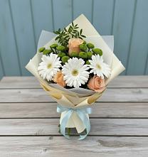 Букет цветов из:  Герберы, Розы и Хризантемы в Северо-Восточные Сады