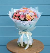 Букет цветов из:  Хризантемы и Розы в Северо-Восточные Сады