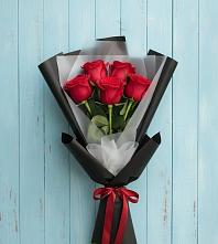 Букет цветов из:  Розы в Северо-Восточные Сады