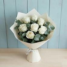 Букет Белые розы в Эвкалипте в Северо-Восточные Сады