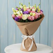 Букет цветов из:  Лизиантусы в Северо-Восточные Сады