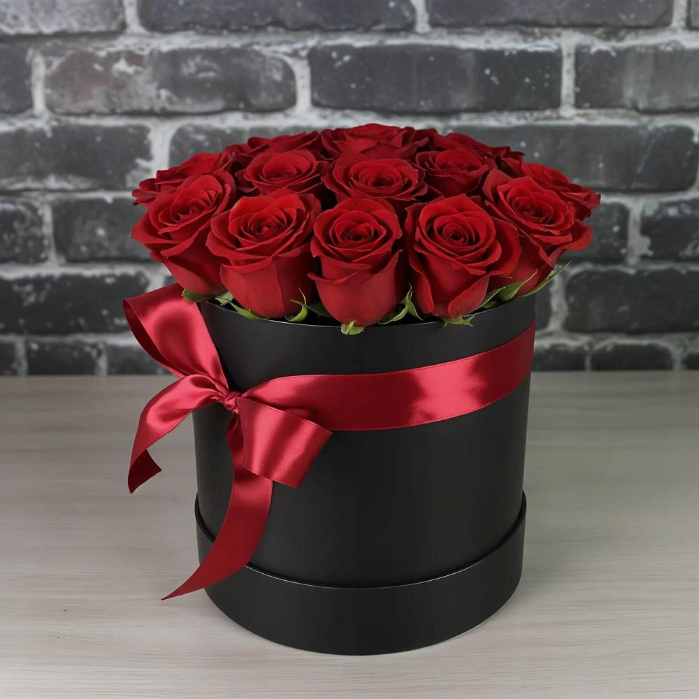 Цветочная композиция из Розы в шляпной коробке в Северо-Восточные Сады