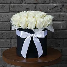 Цветочная композиция из Розы в шляпной коробке в Северо-Восточные Сады